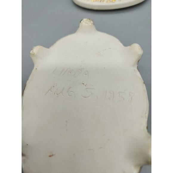 1958 Handmade Trinket Box Porcelain Yellow Bird Gold Trim Lid - Picture 4 of 7